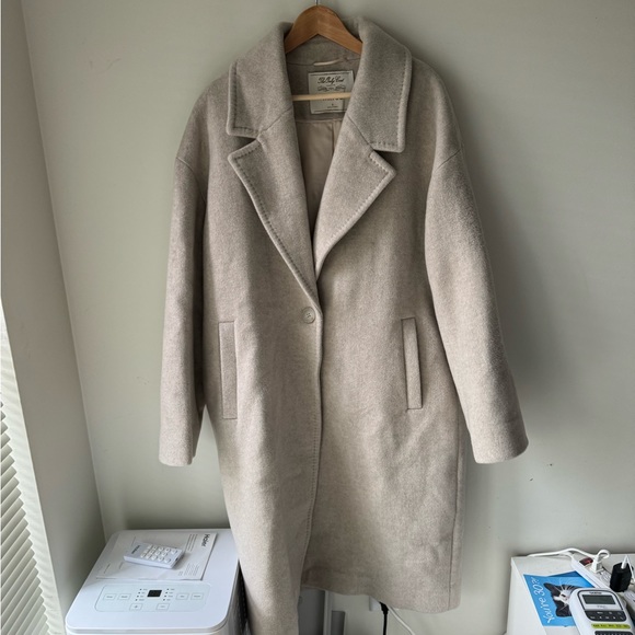 Aritzia Wilfred Only Wool Coat - Heather Almond - Size 3 (L) - Picture 2 of 6